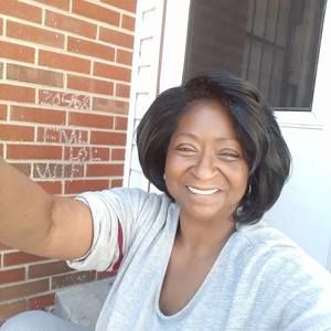 Meet your Posher, Brenda